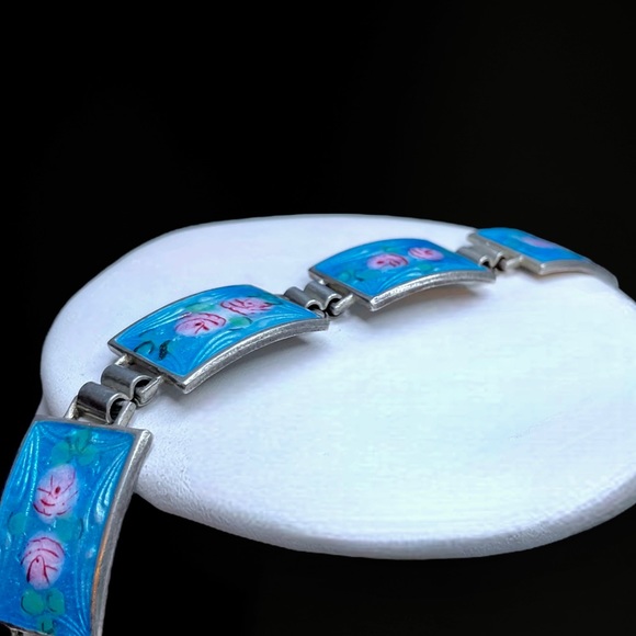 🌺Vintage Sterling Guilloche Enamel Bracelet - Picture 8 of 16